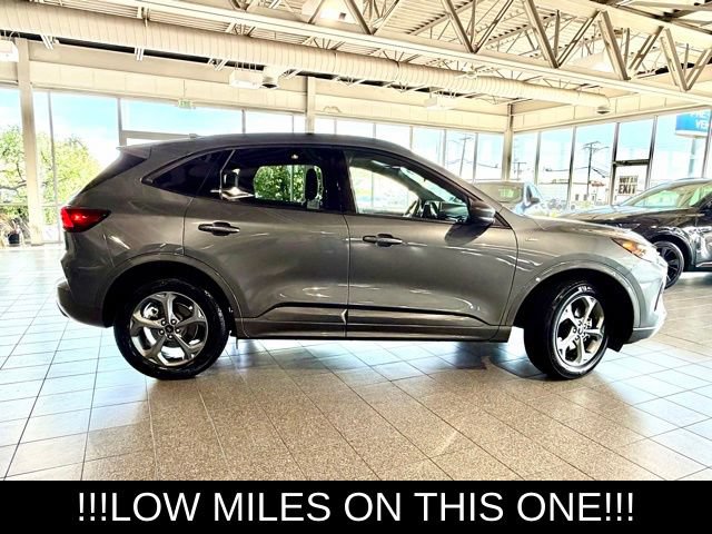 Certified 2024 Ford Escape ST-Line w/ Tech Pack #1 AWD/4WD image 10