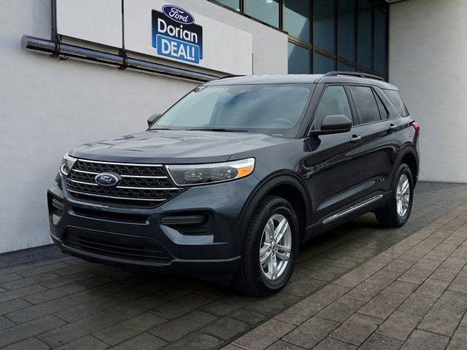 Certified 2023 Ford Explorer XLT AWD/4WD image 7