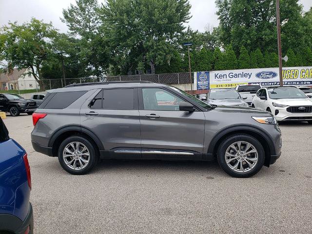 Certified 2023 Ford Explorer XLT w/ Equipment Group 202A AWD/4WD image 4