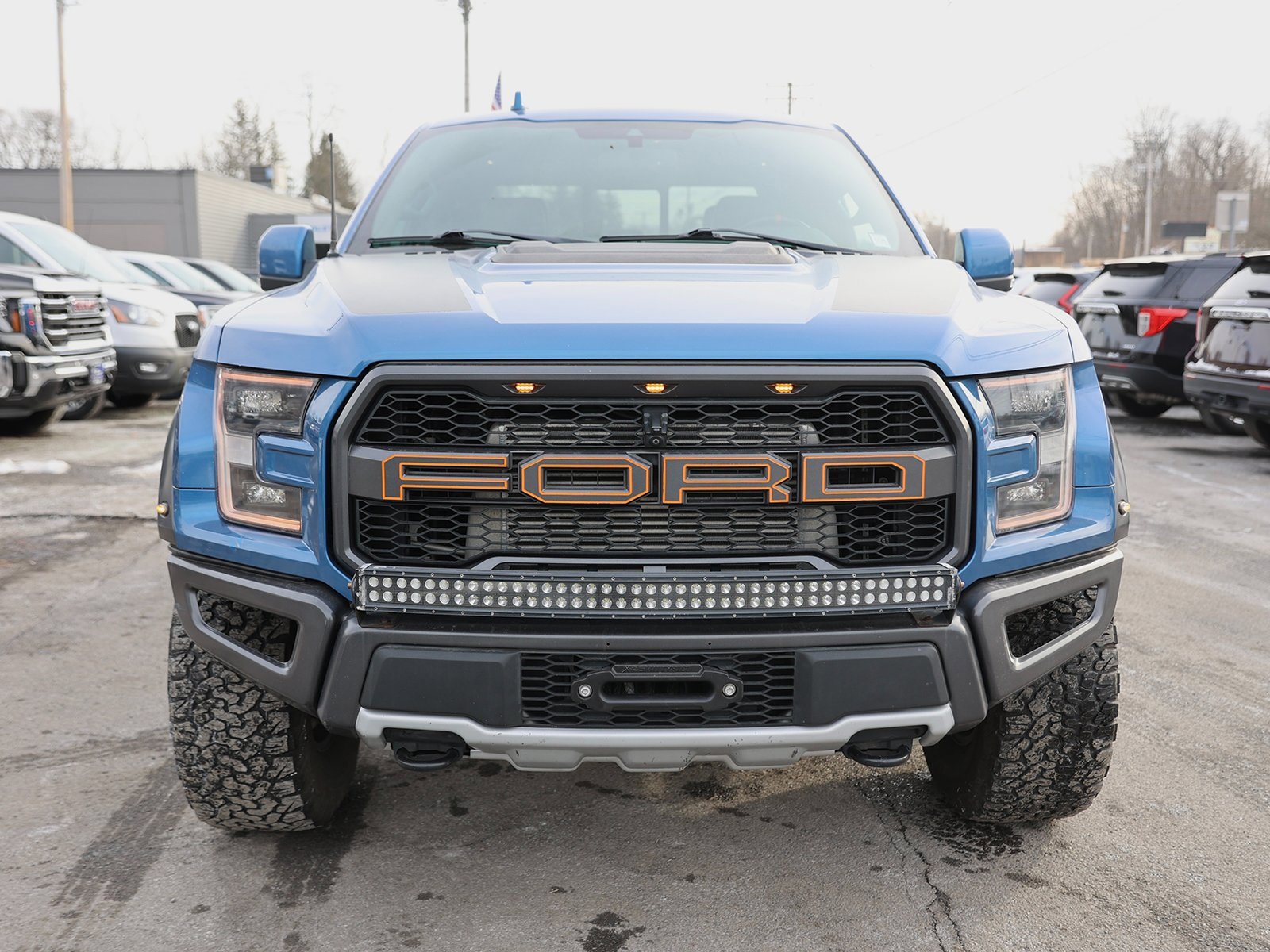 Certified 2020 Ford F150 Raptor w/ Equipment Group 802A Luxury image 2