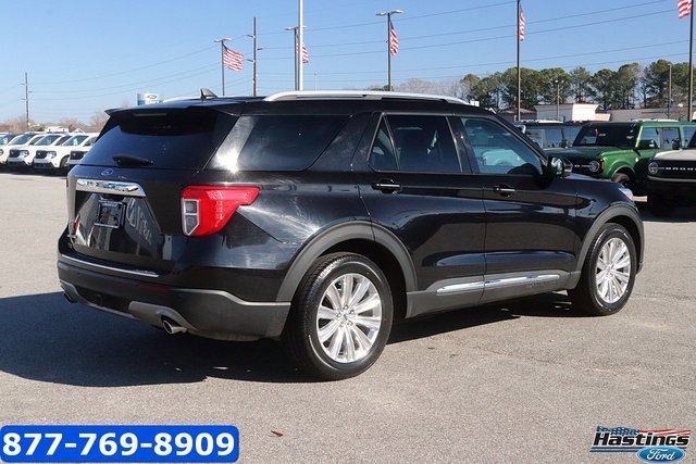 Certified 2022 Ford Explorer Limited w/ Equipment Group 301A image 3