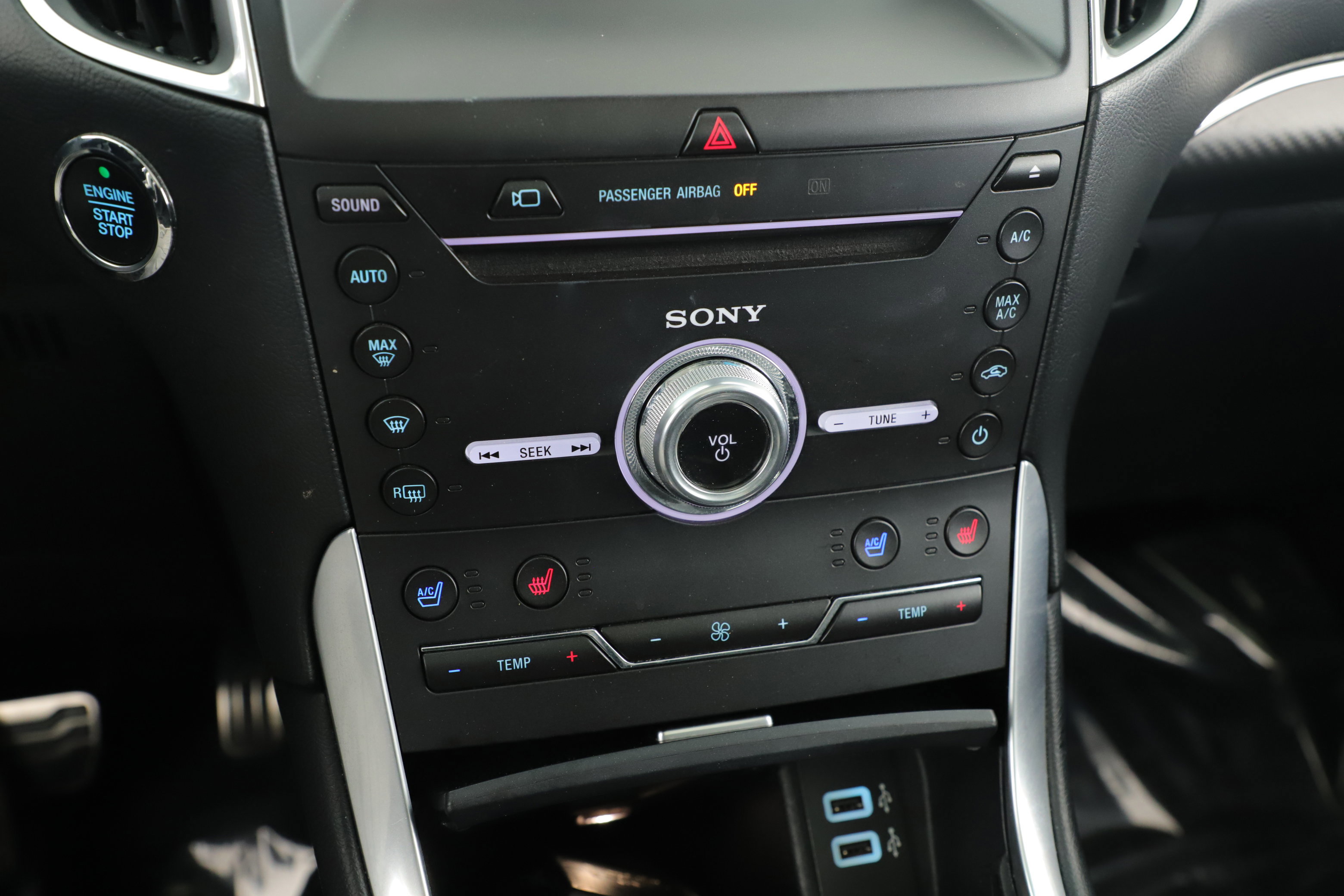 Certified 2018 Ford Edge Sport w/ Equipment Group 401A image 18