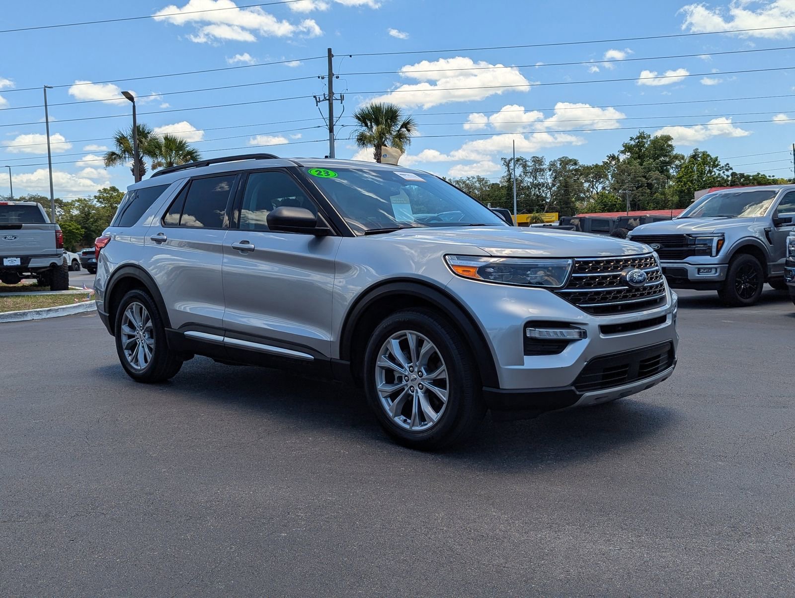 Certified 2023 Ford Explorer XLT w/ Equipment Group 202A RWD image 2