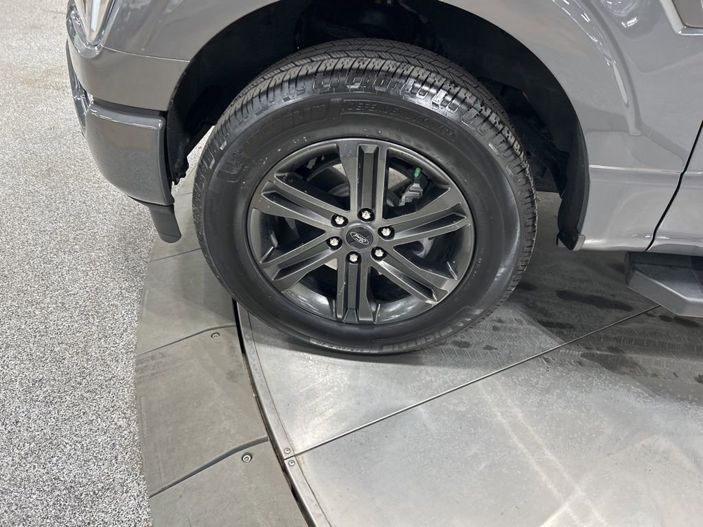Certified 2021 Ford F150 Lariat image 38