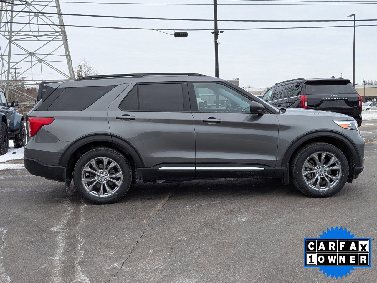 Certified 2023 Ford Explorer XLT w/ Equipment Group 202A image 6