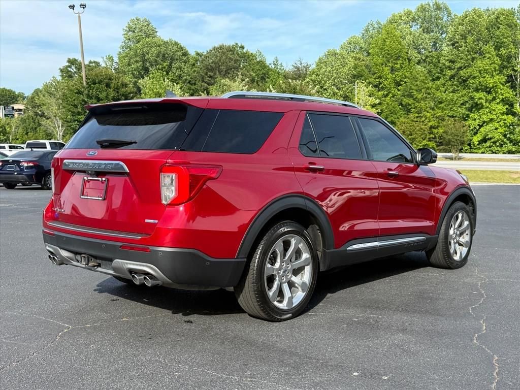 Certified 2020 Ford Explorer Platinum w/ Premium Technology Package AWD/4WD image 4