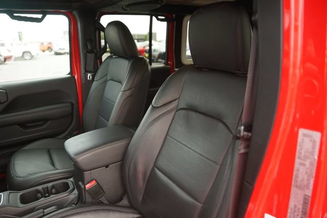 Used 2023 Jeep Wrangler Unlimited Sahara AWD/4WD image 10