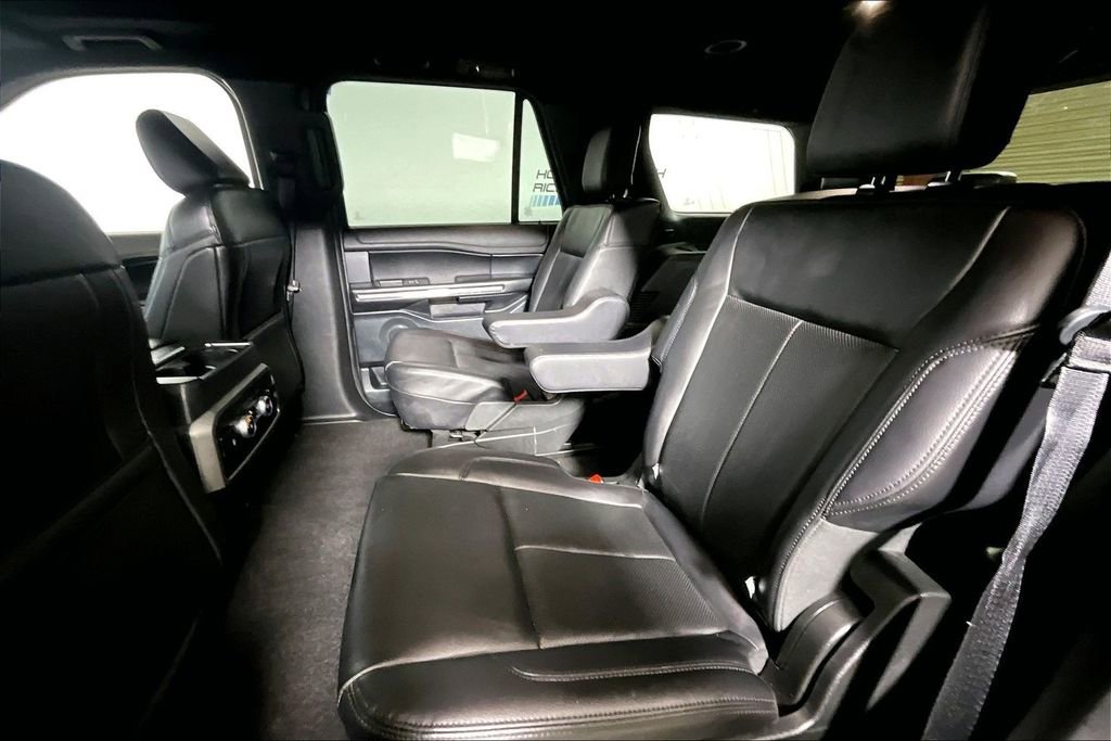 Certified 2021 Ford Expedition XLT RWD image 19