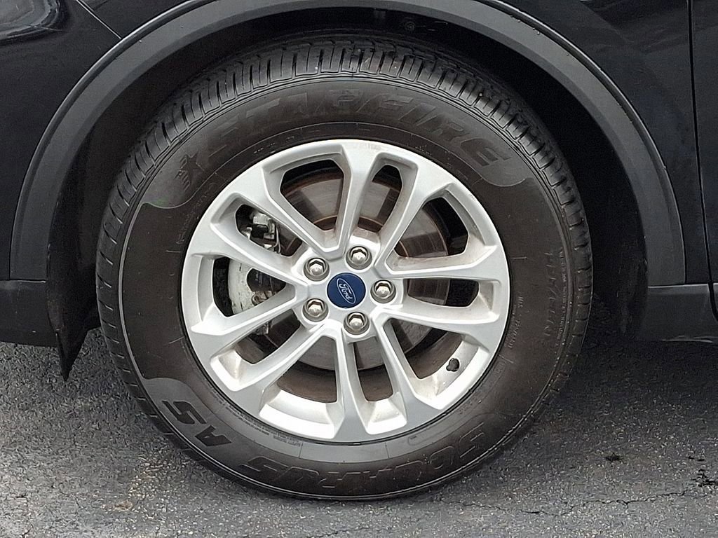 Certified 2020 Ford Escape SE image 8