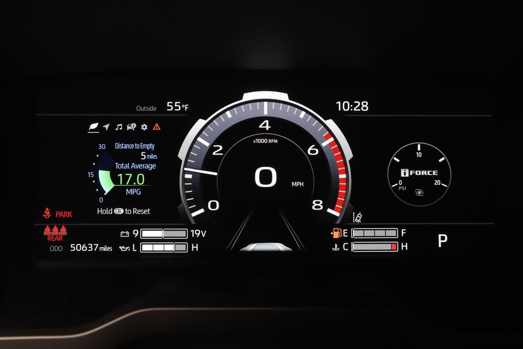 Used 2024 Toyota Tundra Limited AWD/4WD image 33