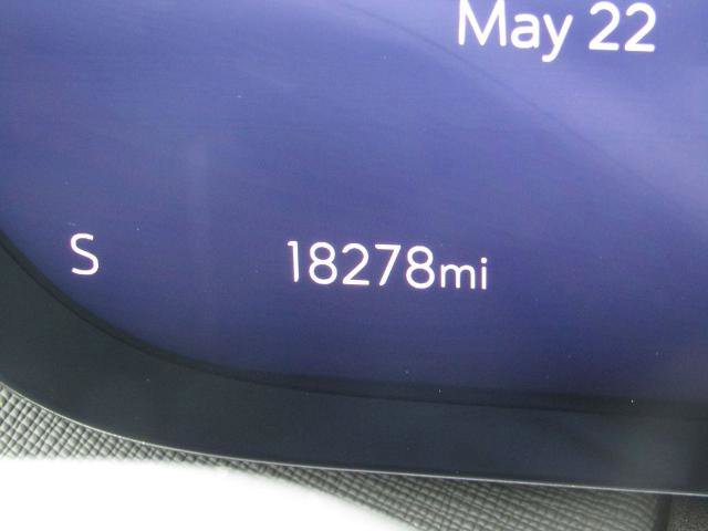 Used 2025 Buick Enclave Sport Touring AWD/4WD image 21