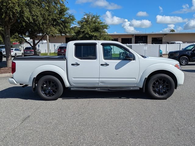 Used 2021 Nissan Frontier SV w/ Midnight Edition Floor Mats AWD/4WD image 2