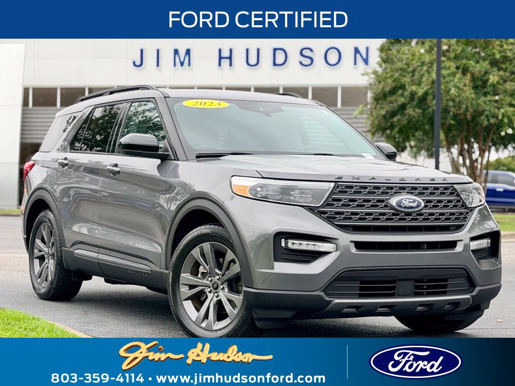 Certified 2023 Ford Explorer XLT w/ Equipment Group 202A RWD image 1