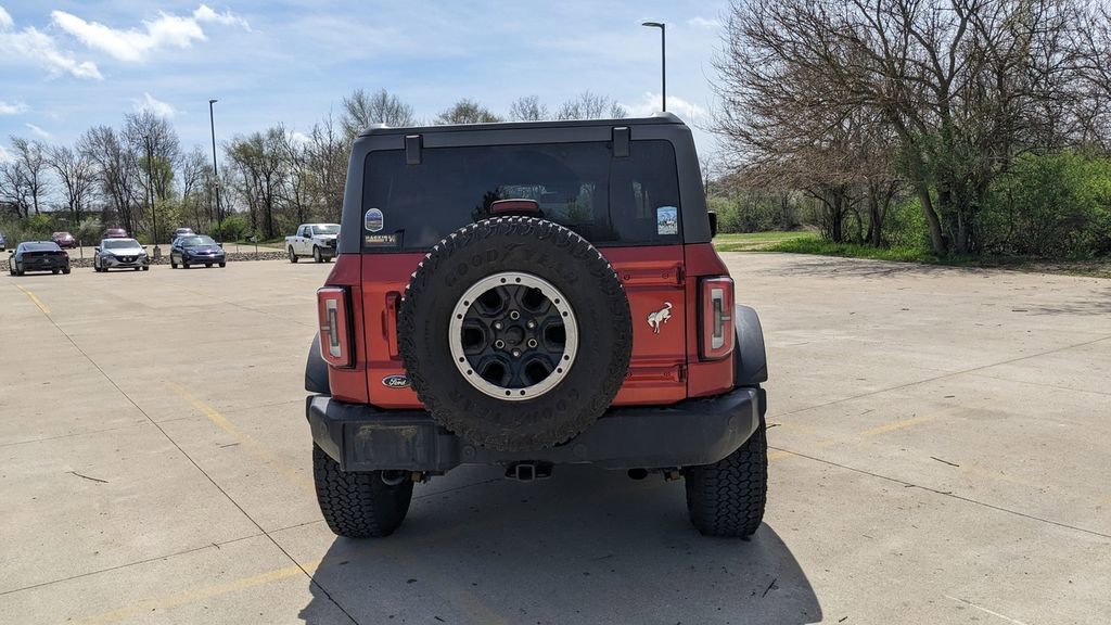 Certified 2022 Ford Bronco Outer Banks w/ Sasquatch Package AWD/4WD image 4