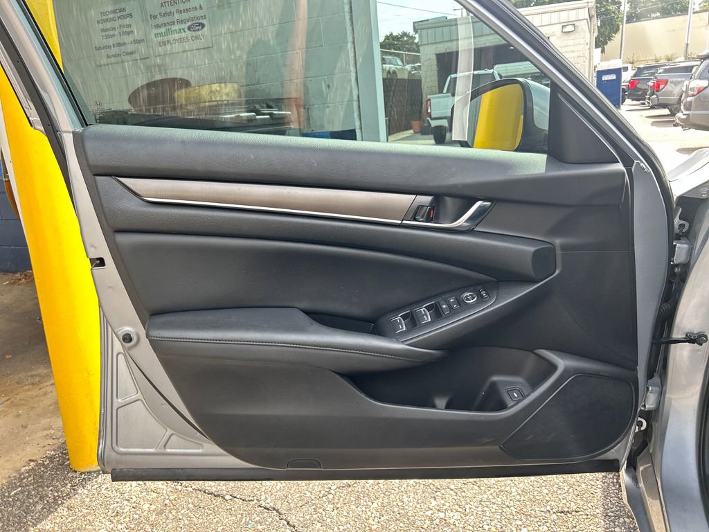Used 2021 Honda Accord LX image 8