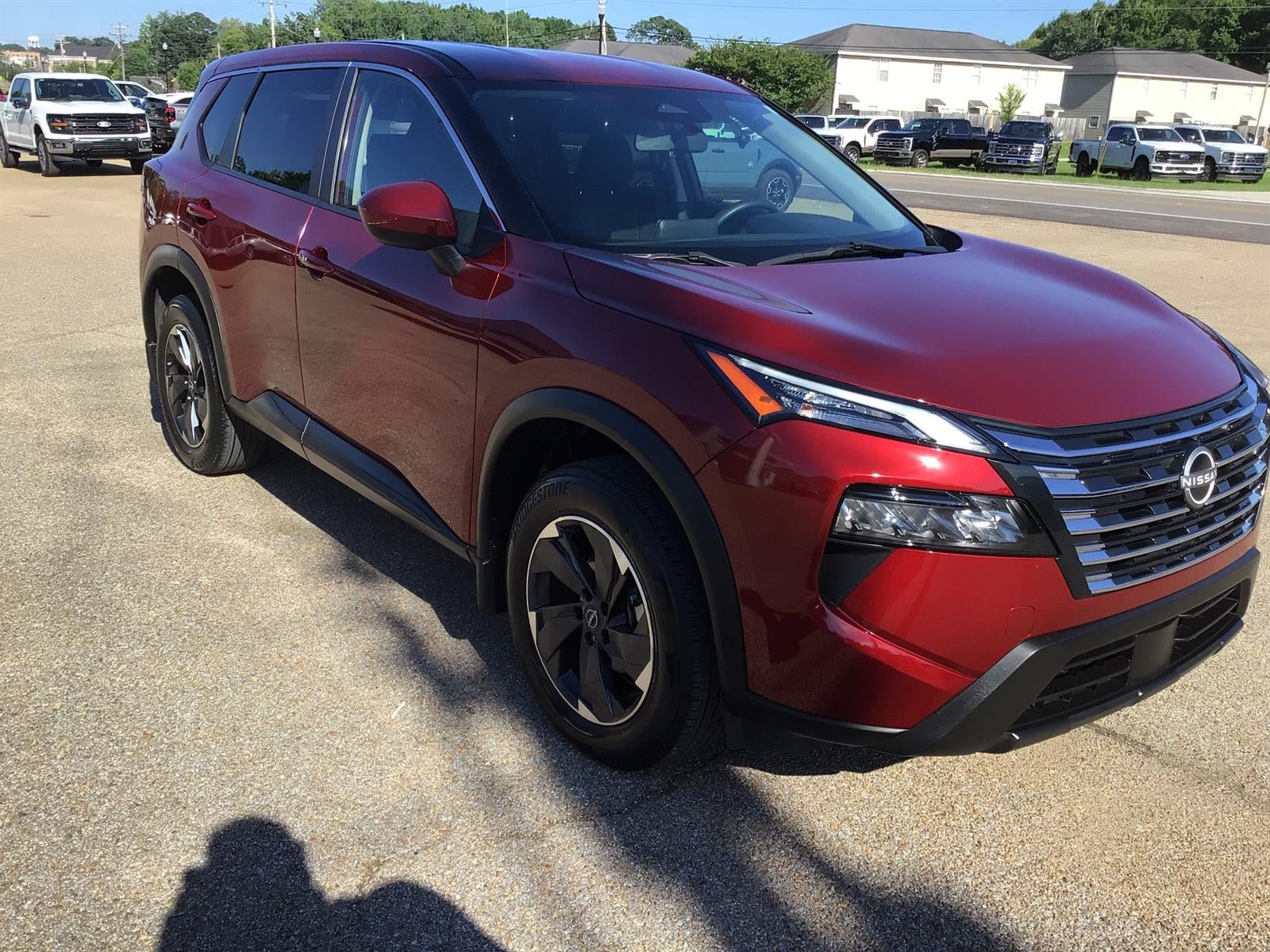 Used 2024 Nissan Rogue SV FWD image 8
