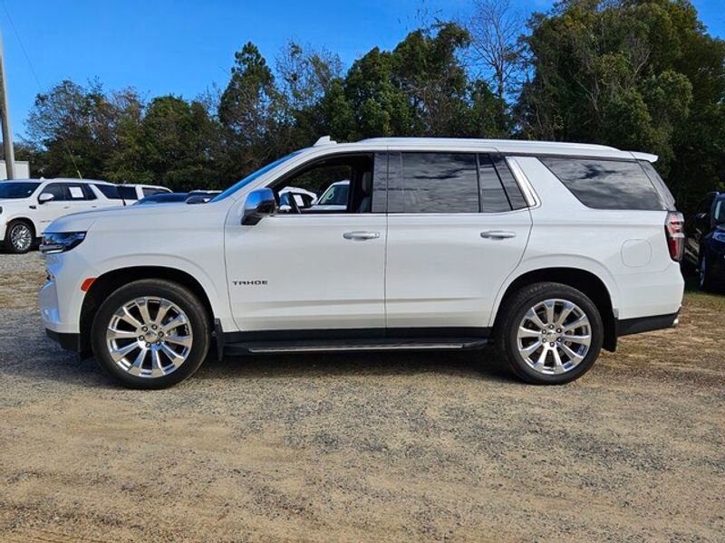 Used 2021 Chevrolet Tahoe Premier w/ Premium Package image 2