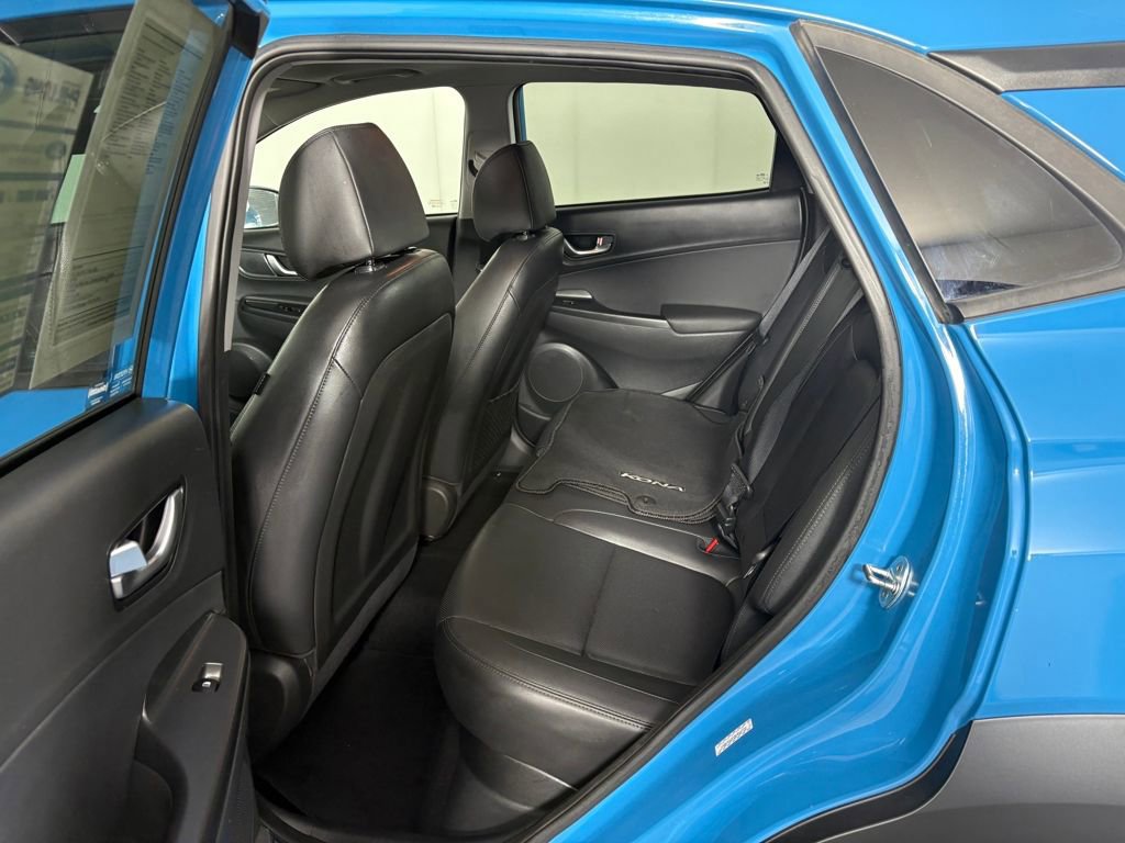 Used 2022 Hyundai Kona Limited w/ Cargo Package image 30