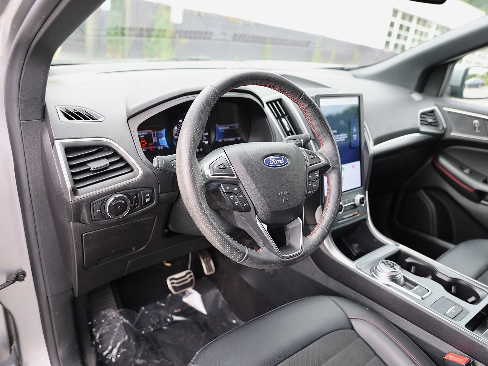 Certified 2023 Ford Edge ST-Line w/ Cargo Accessory Package AWD/4WD image 17