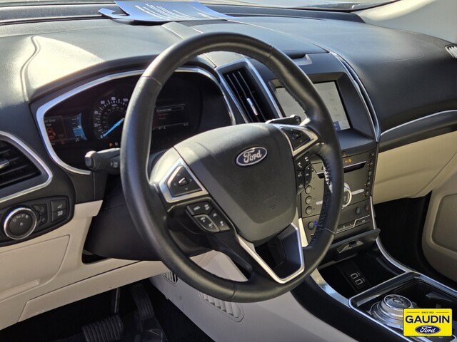 Certified 2019 Ford Edge Titanium w/ Equipment Group 301A FWD image 19