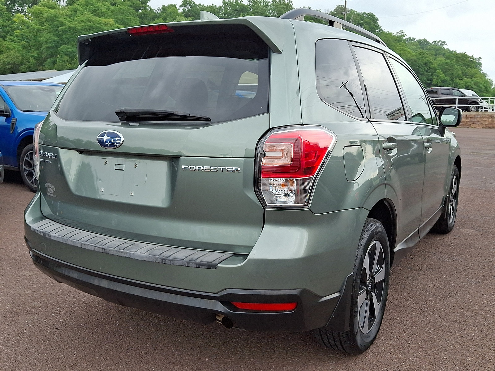 Used 2018 Subaru Forester 2.5i Premium w/ Protection Package #1 AWD/4WD image 10