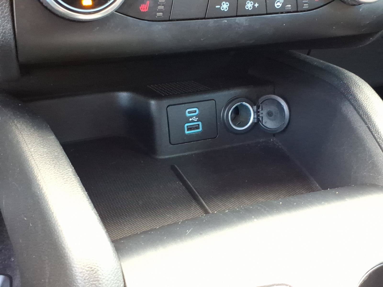 Certified 2023 Ford Escape ST-Line Select AWD/4WD image 24