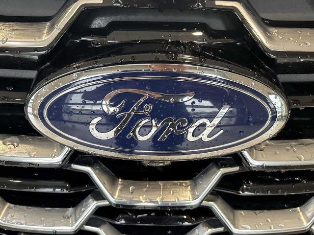 Certified 2025 Ford Explorer Platinum w/ LUX Leather Package AWD/4WD image 30