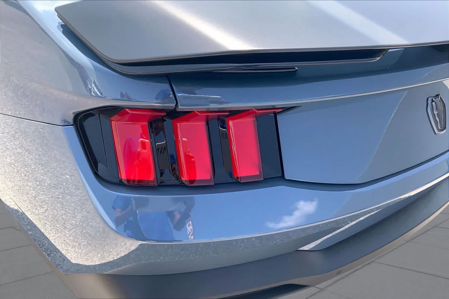 Certified 2025 Ford Mustang Dark Horse RWD image 29