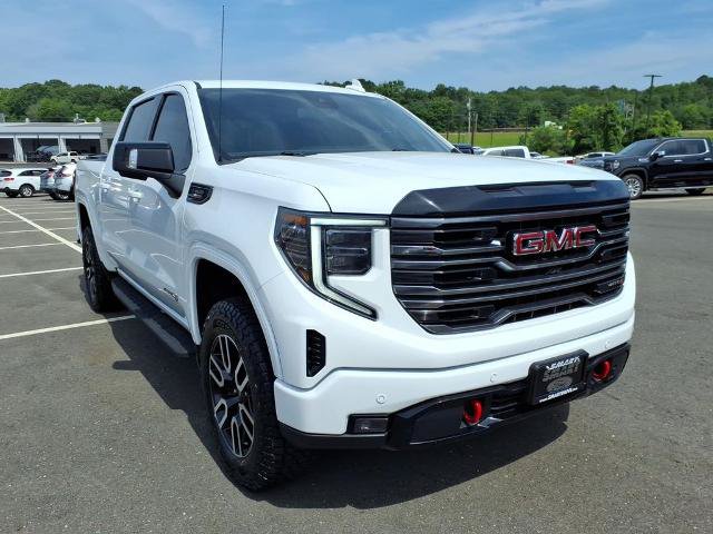 Used 2025 GMC Sierra 1500 AT4 AWD/4WD image 5