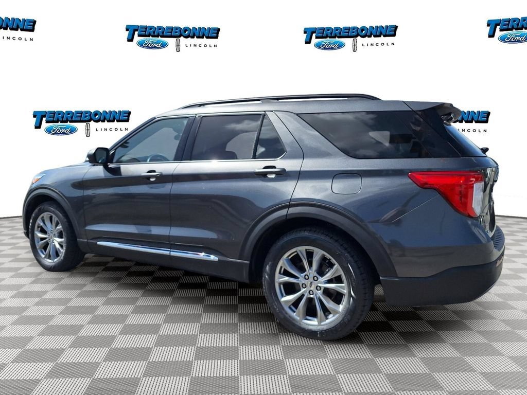 Certified 2020 Ford Explorer XLT w/ Equipment Group 202A RWD image 7