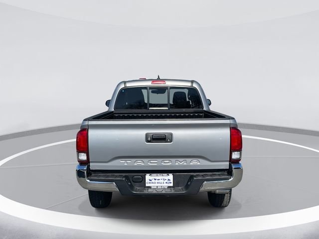 Used 2018 Toyota Tacoma SR5 image 4