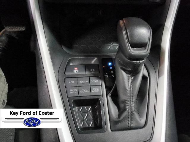 Used 2024 Toyota RAV4 XLE w/ Weather Package AWD/4WD image 31