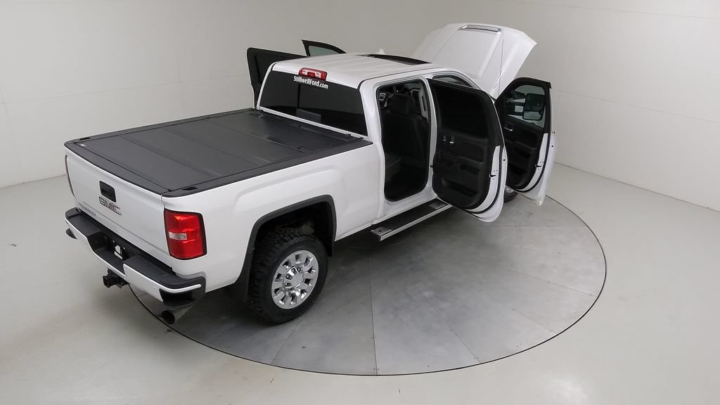 Used 2019 GMC Sierra 2500 Denali w/ Suspension Package, Off-Road AWD/4WD image 52