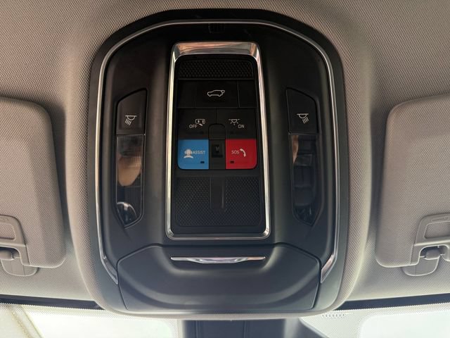 Used 2021 Jeep Grand Cherokee L Limited RWD image 8