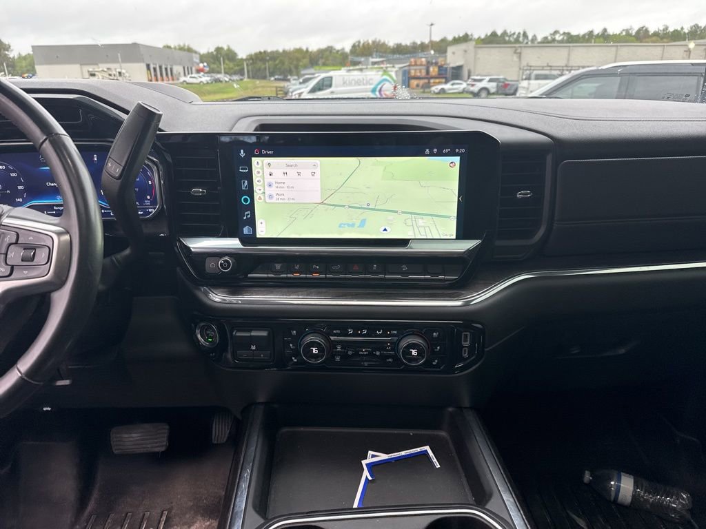 Used 2024 Chevrolet Silverado 2500 LTZ w/ LTZ Plus Package image 10