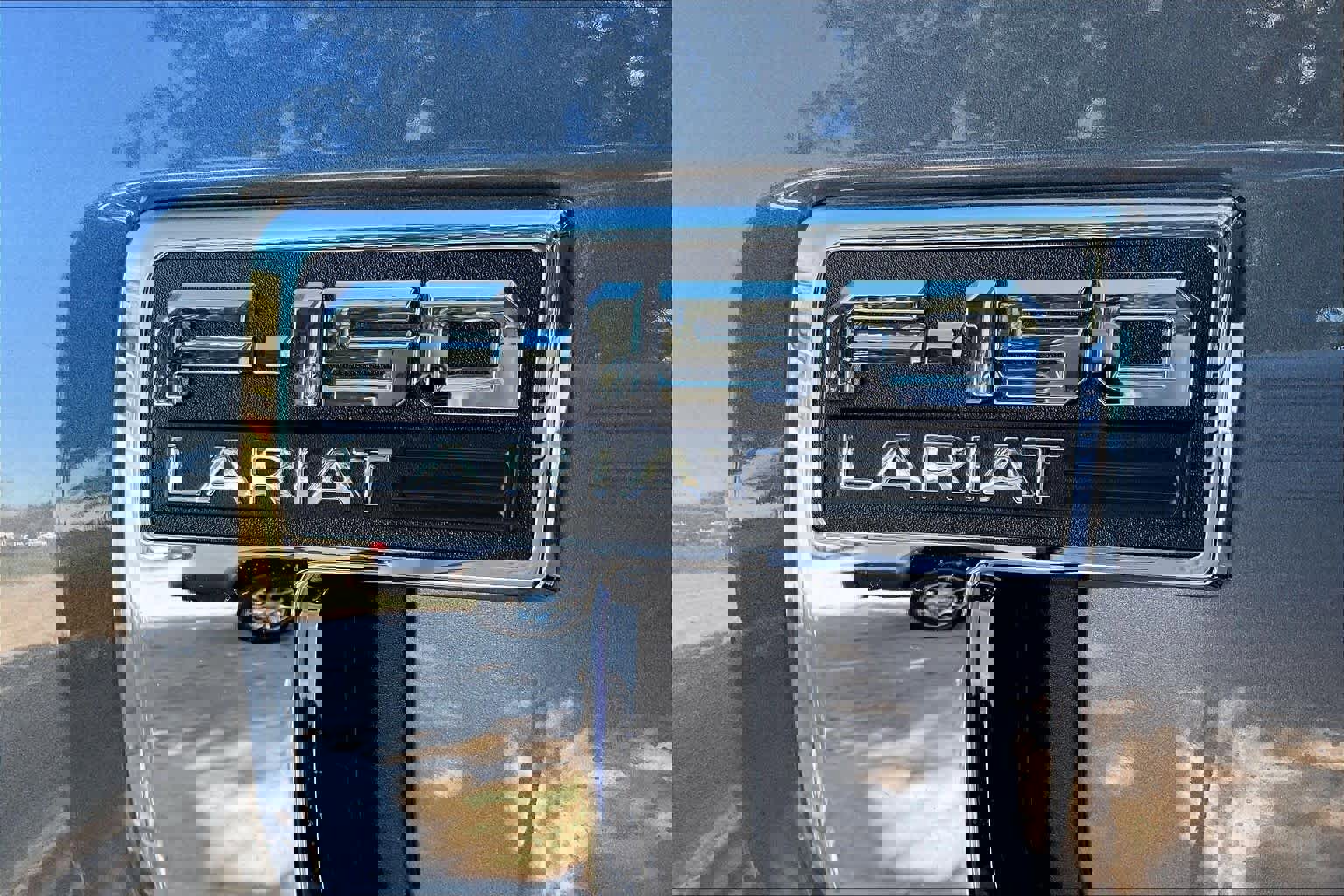 Certified 2025 Ford F150 Lariat w/ Equipment Group 501A Mid image 31