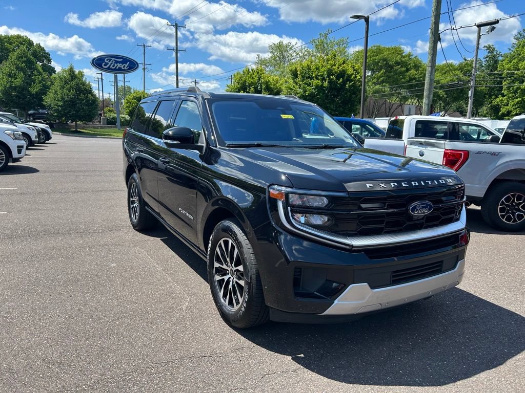 Certified 2025 Ford Expedition Platinum AWD/4WD image 3