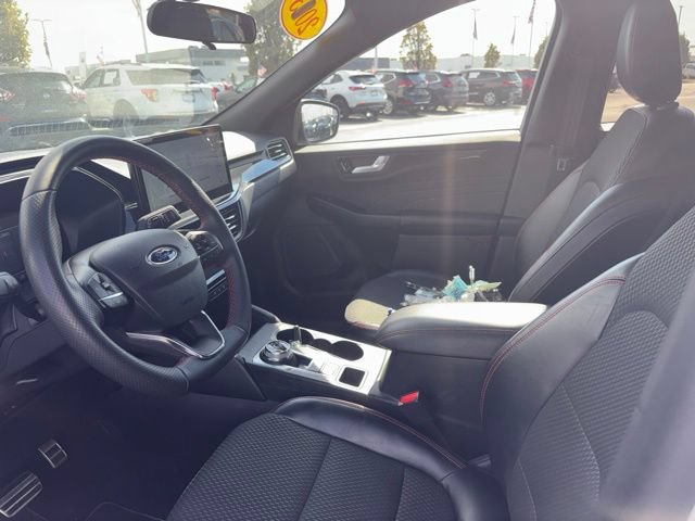 Certified 2023 Ford Escape ST-Line w/ Tech Pack #1 FWD image 17