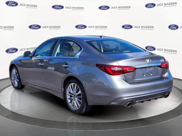 Used 2018 INFINITI Q50 Luxe w/ Sensory Package (Luxe) AWD/4WD image 3