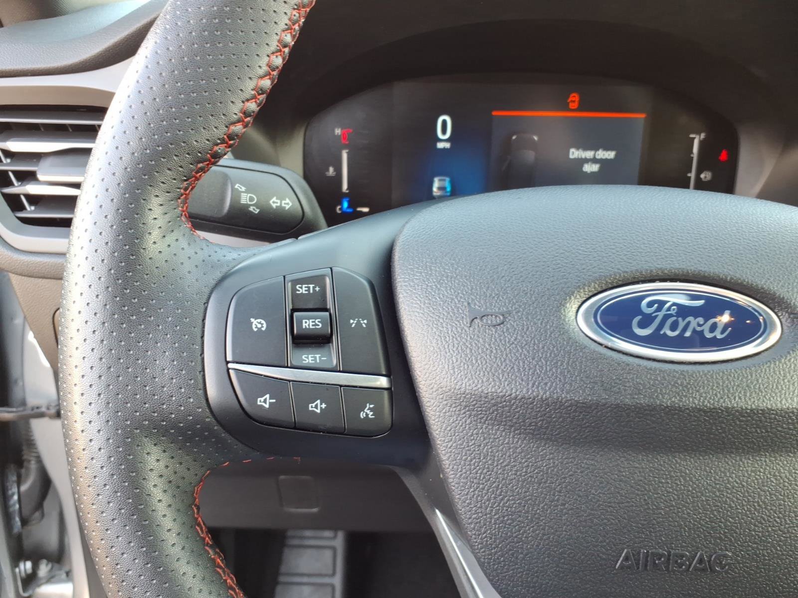 Certified 2024 Ford Escape ST-Line image 15