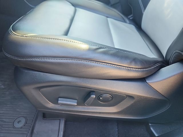 Certified 2022 Ford Explorer XLT w/ Equipment Group 202A image 23