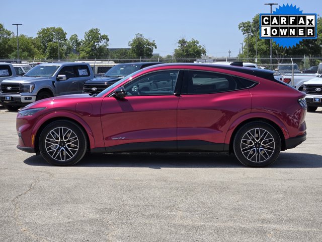 Certified 2025 Ford Mustang Mach-E Premium RWD image 4