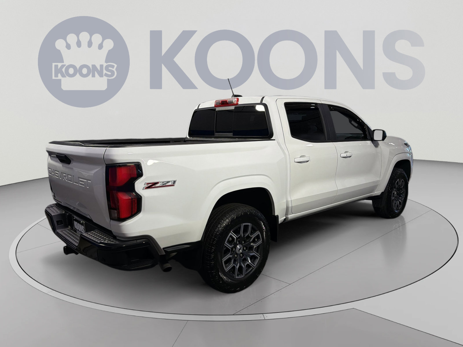 Used 2024 Chevrolet Colorado Z71 w/ Z71 Convenience Package 2 AWD/4WD image 7