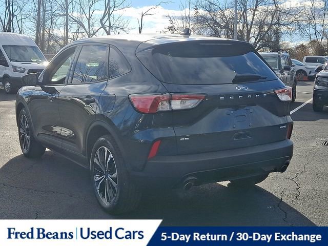 Certified 2022 Ford Escape SE w/ SE Sport Appearance Package image 5