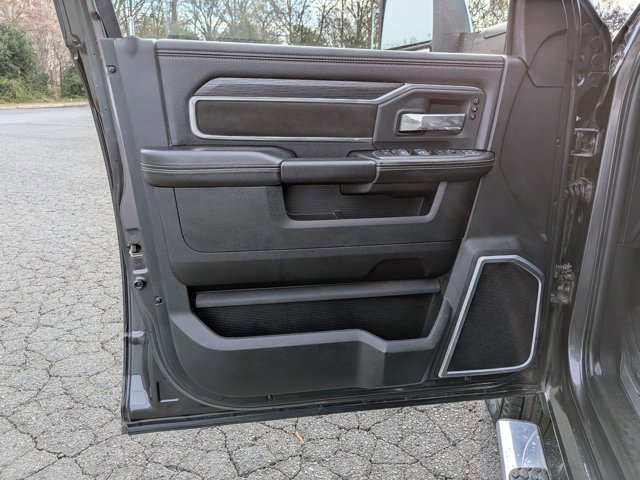 Used 2023 RAM 3500 Laramie image 12