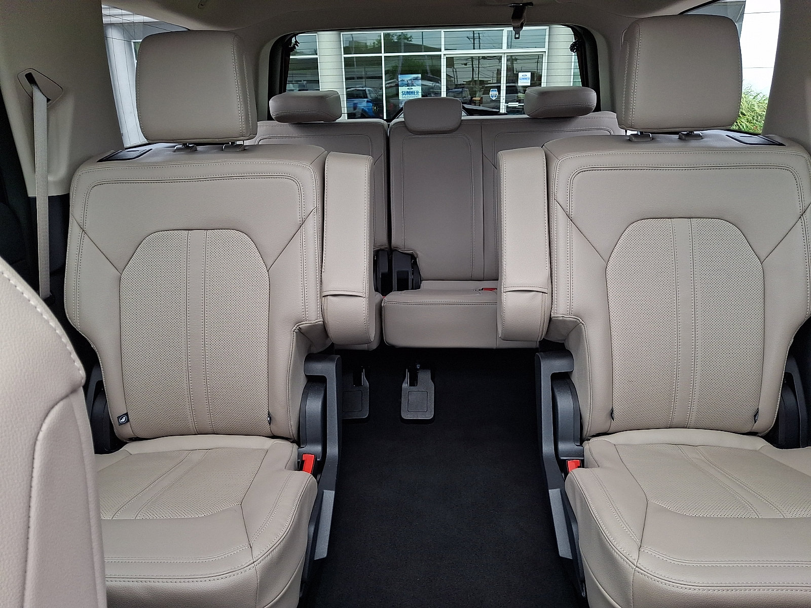 Certified 2023 Ford Expedition Limited AWD/4WD image 18