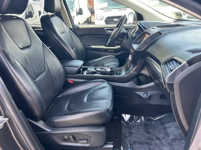Certified 2020 Ford Edge Titanium AWD/4WD image 19