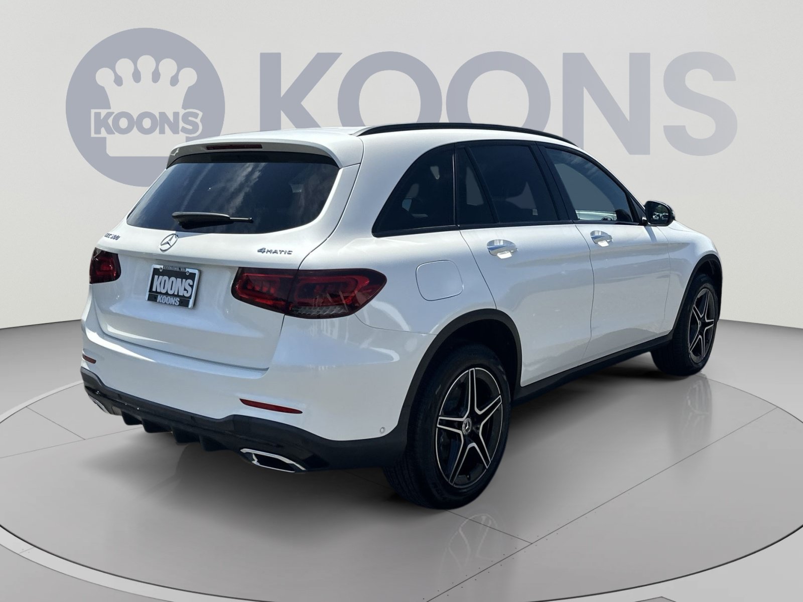 Used 2022 Mercedes-Benz GLC 300 4MATIC image 11
