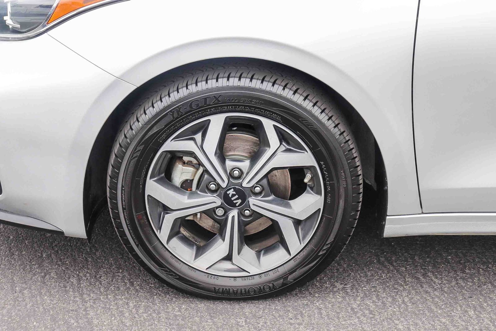 Used 2021 Kia Forte LXS FWD image 9