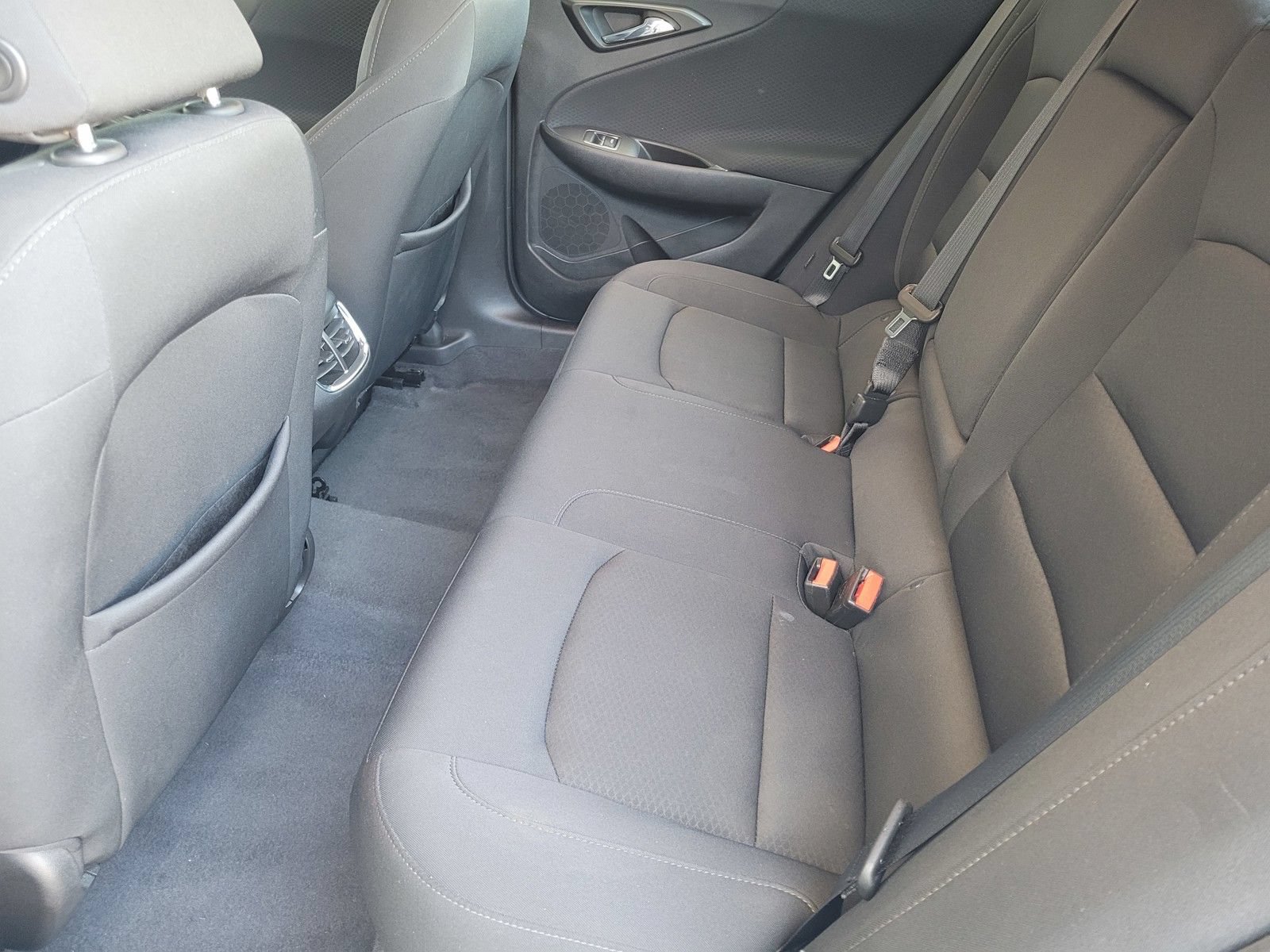 Used 2018 Chevrolet Malibu LT FWD image 10